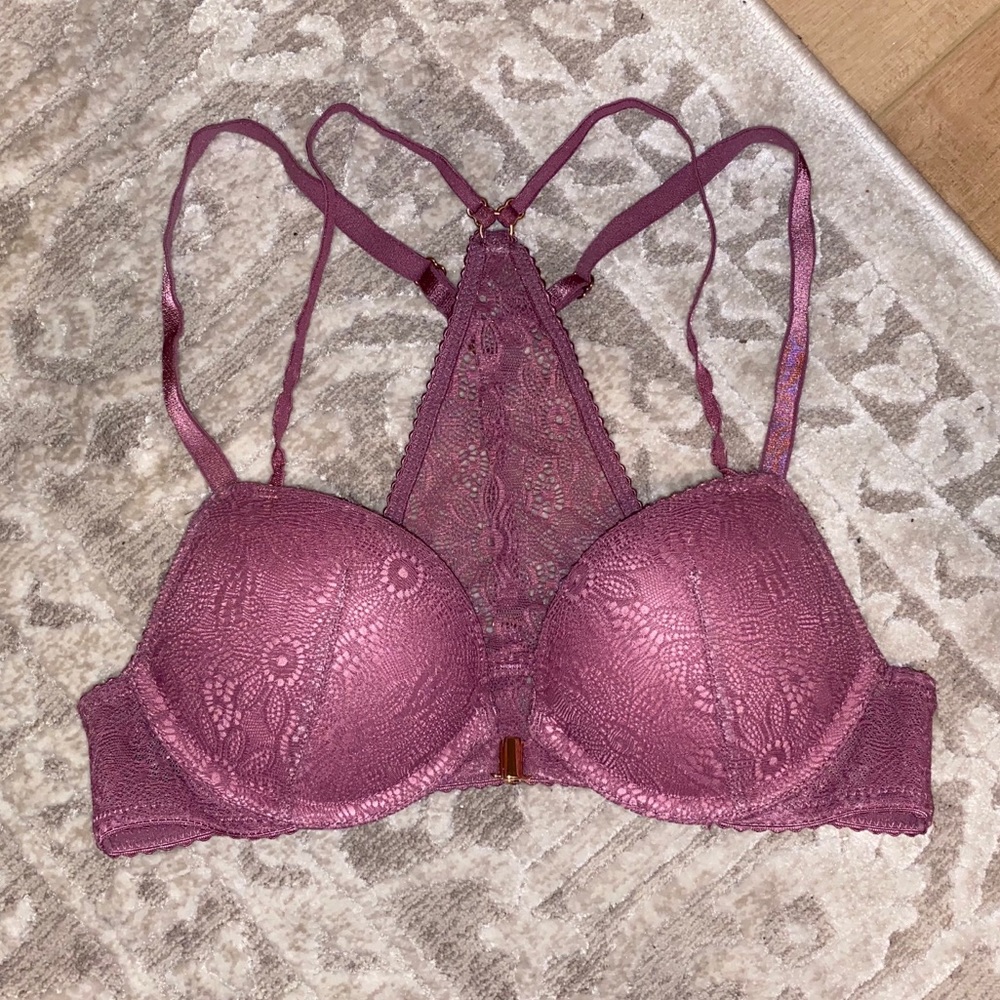 Victoria’s Secret Bombshell Racerback Bra 32AA